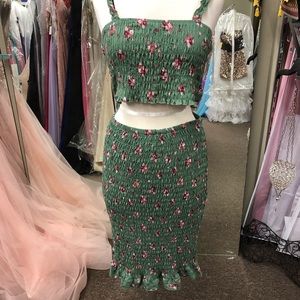 2piece skirt & spaghetti strap shirt set size Medium
